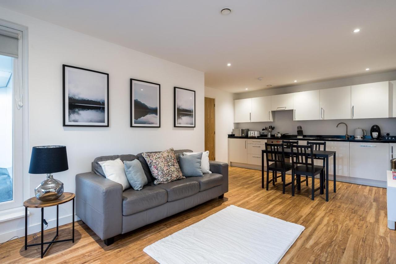 Cozy Stays The Exchange Manchester City Centre Salford  Exterior photo